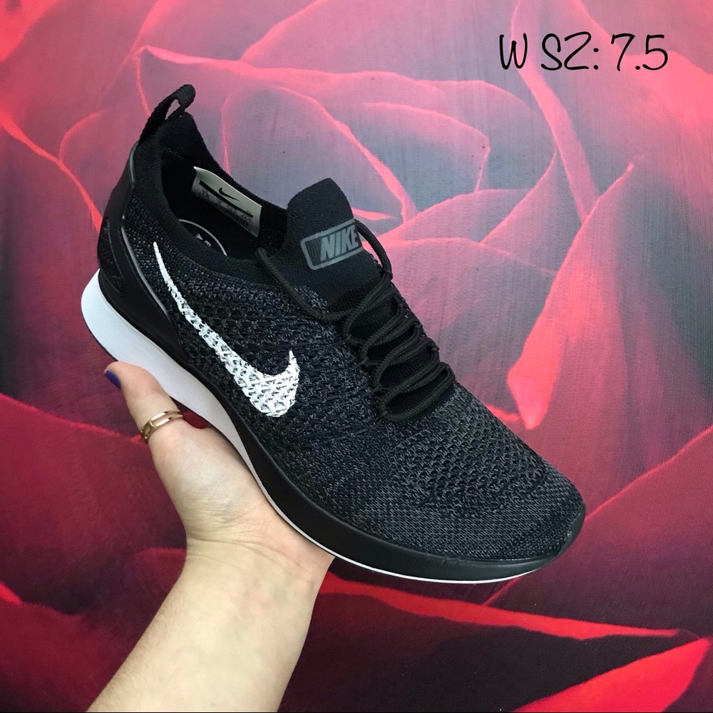 🆕Nike Zoom Mariah FK Racer Women